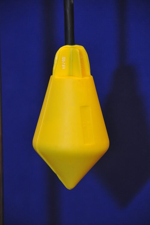 Float level switch